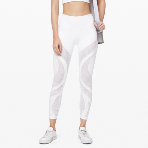lululemon athletica Pants - Lululemon Wunder Under Tight 25" Lace White Size 6